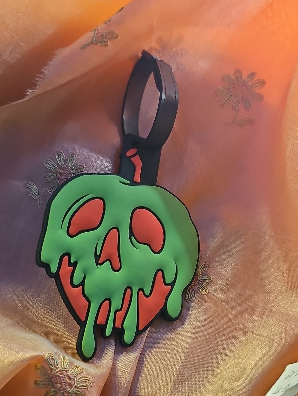 Poison apple luggage tag
